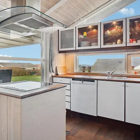 Casa vacanze Gorgeous In With Wifi Sjolund